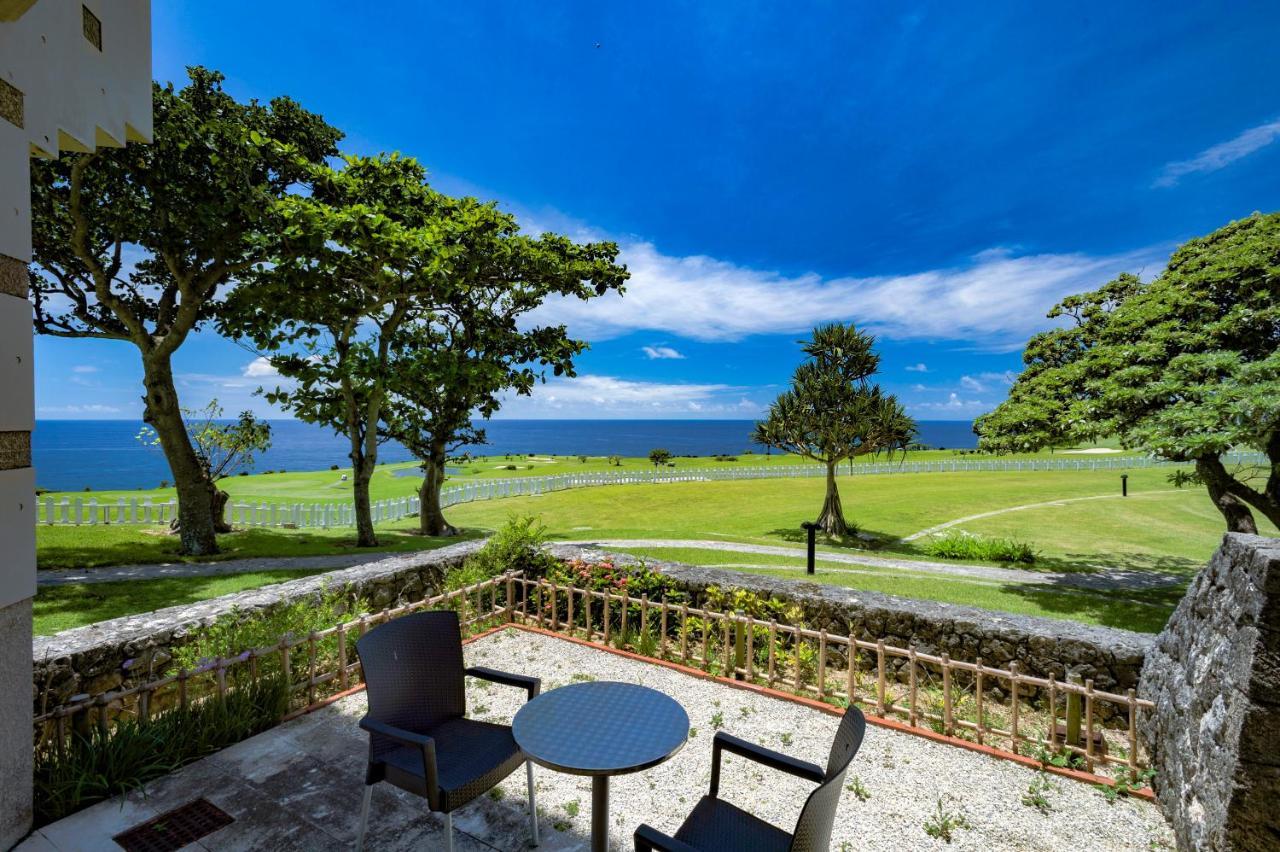 The Southern Links Resort Hotel Yaese Eksteriør billede