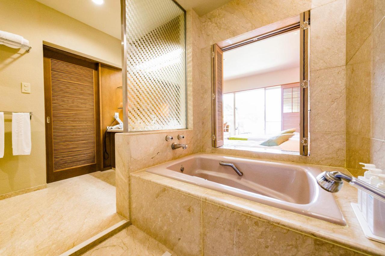 The Southern Links Resort Hotel Yaese Eksteriør billede
